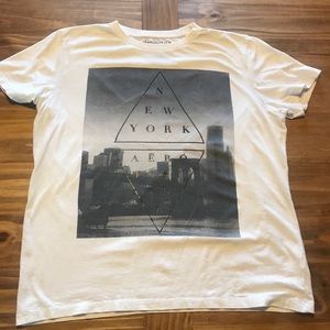 Aeropostale “New York” Skyline Graphic T-Shirt